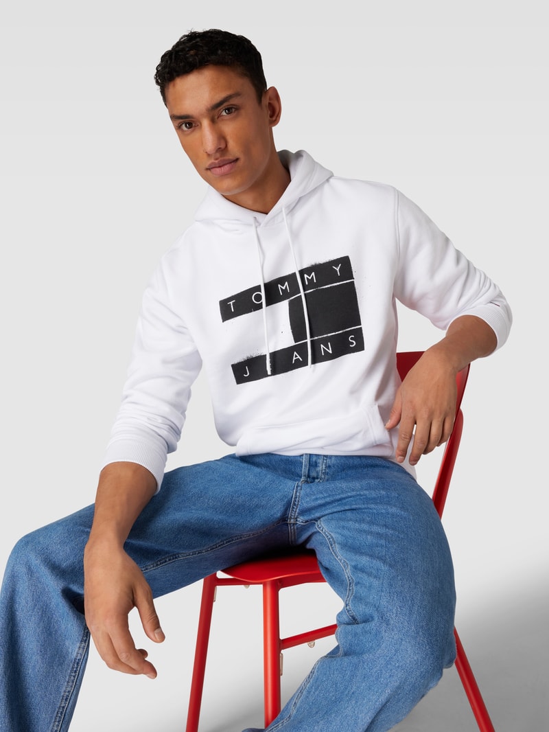 Hoodie mit Label-Print in weiß