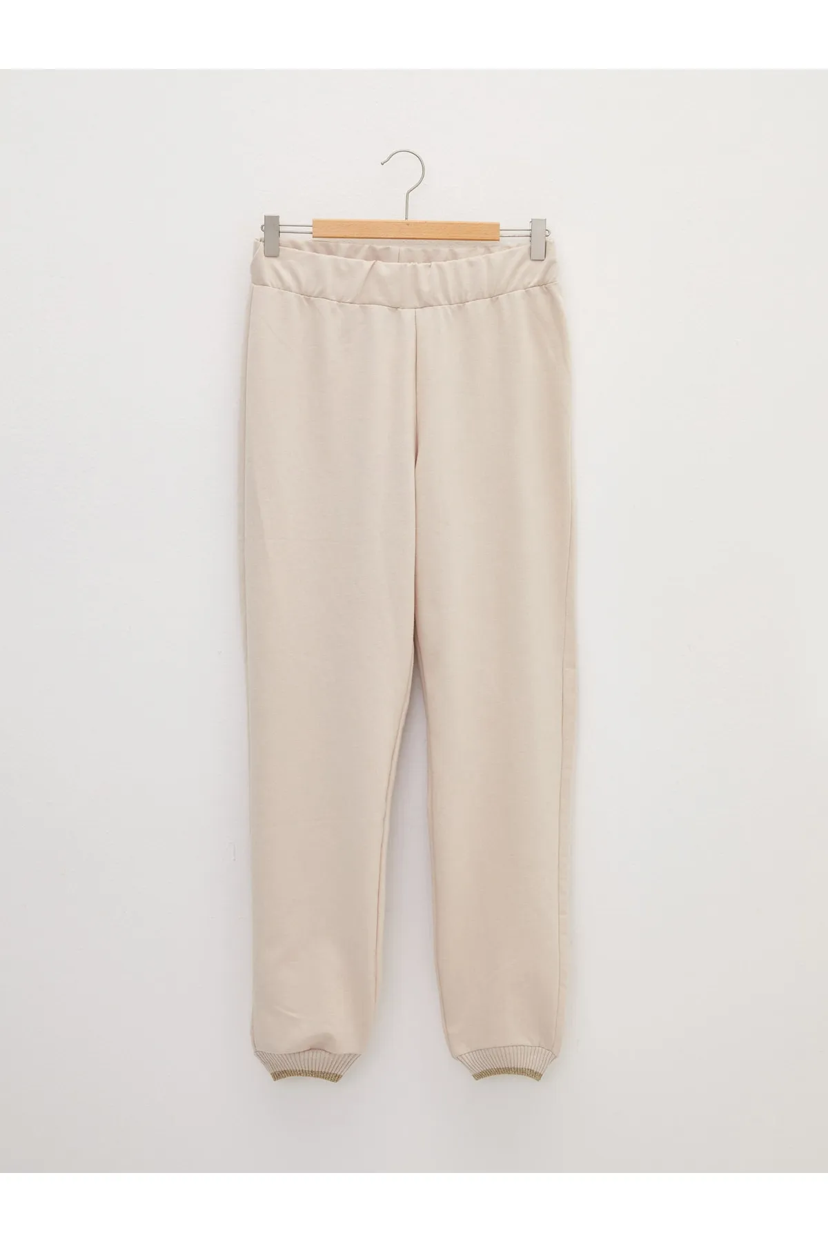 LC Waikiki  Einfarbige Jogger-Jogginghose für Damen mit elastischem Bund