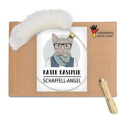 Kater Kasimir Katzenangel mit Schaffell