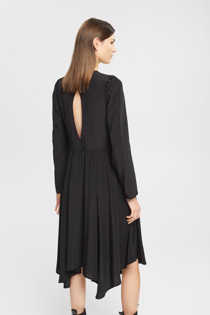 Langarmkleid in Midilänge