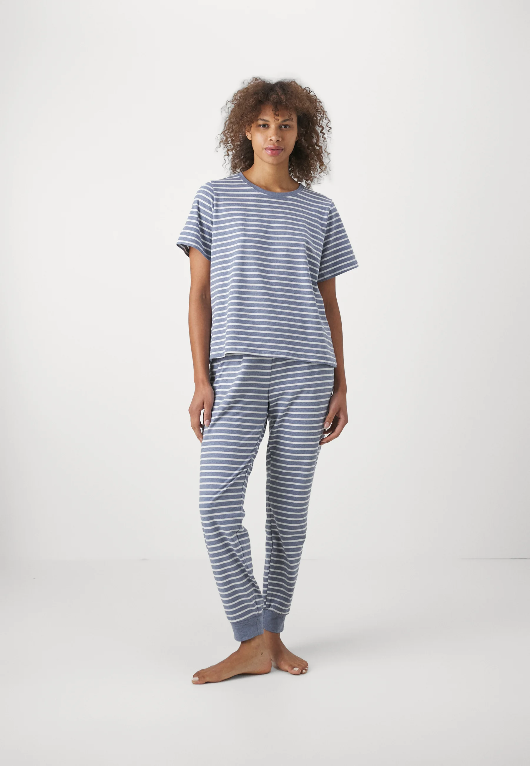 Pijamas de Anna Field