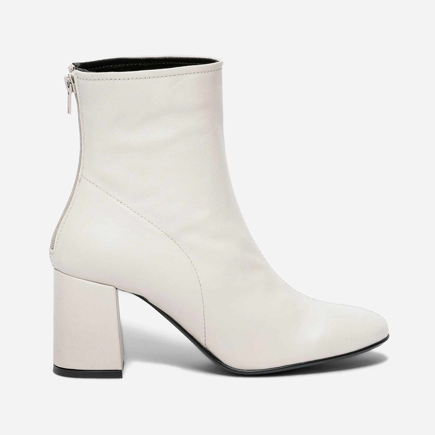 Boots blanc cuir à talon carré