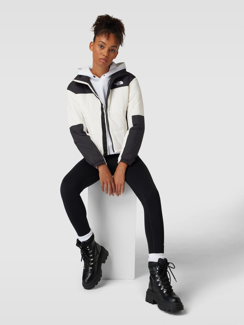 Steppjacke mit Label-Stitching Modell 'GOSEI' in offwhite