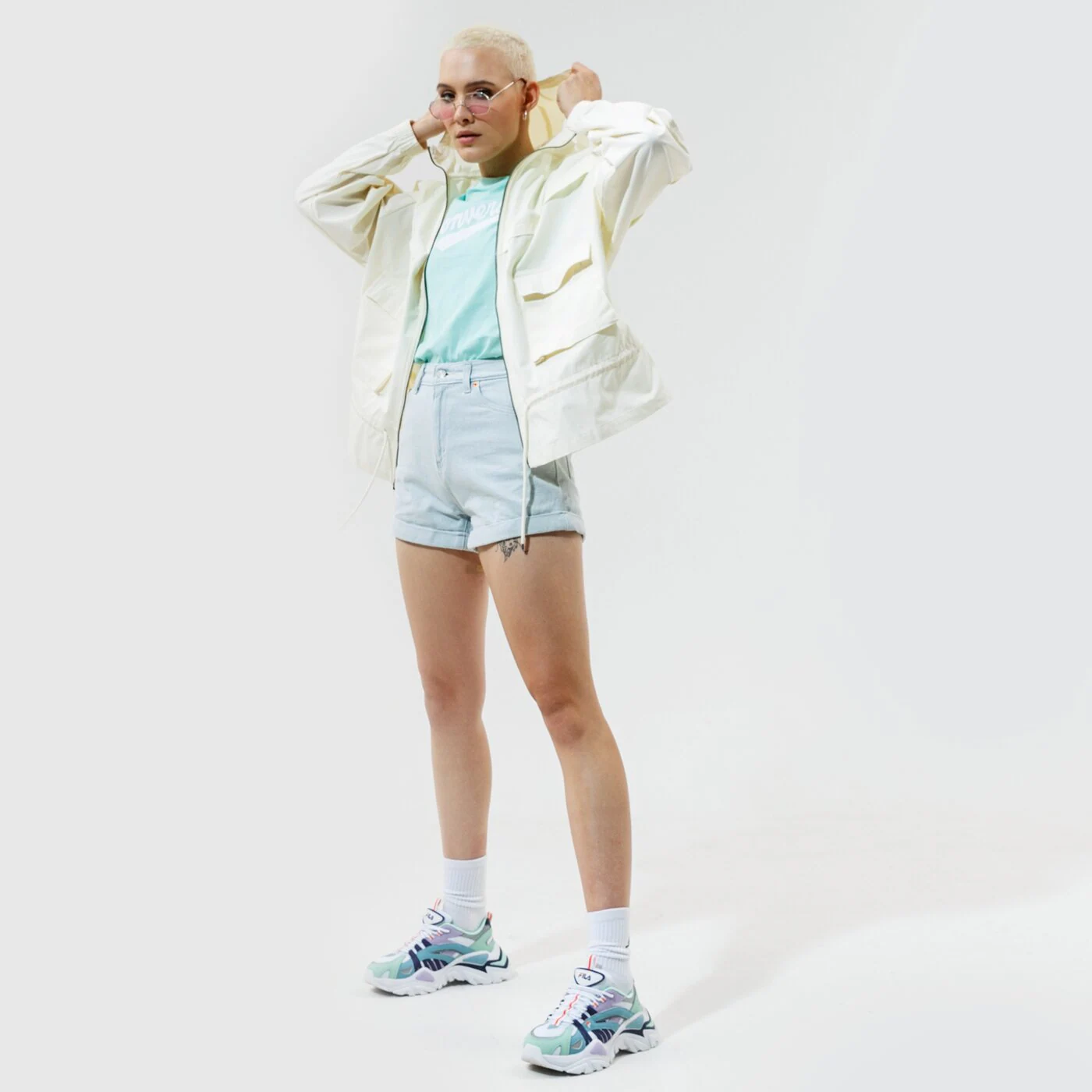 CONVERSE T-SHIRT WMN NOVA CENTER FRONT LOGO TEE Miętowy