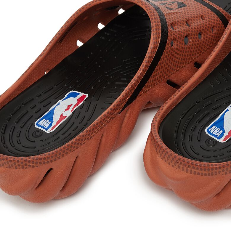 Crocs NBA Echo Slide sienna