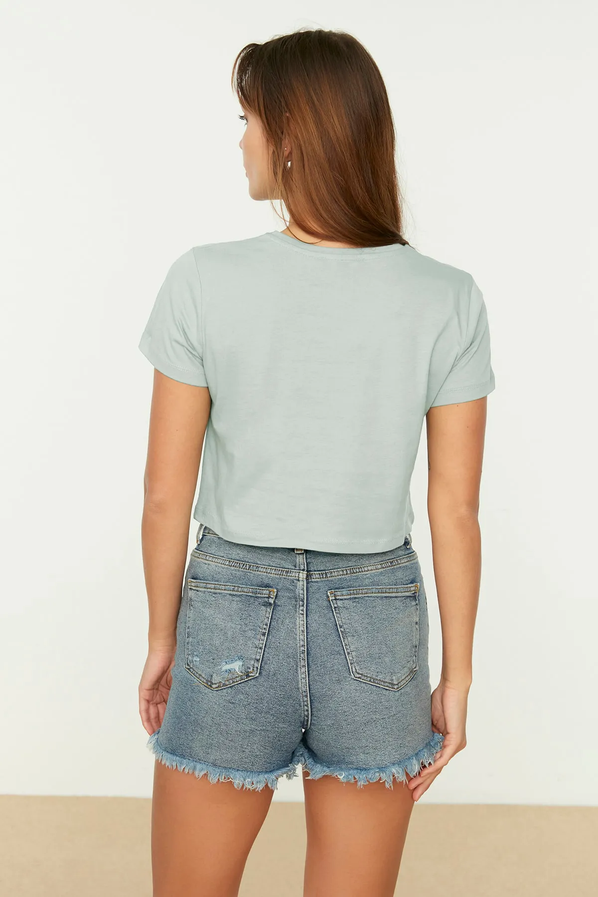 Trendyol Collection  Grau-Mint, 2er-Pack kurze Strick-T-Shirts aus 100 % Baumwolle mit Rundhalsausschnitt TWOSS20TS1480