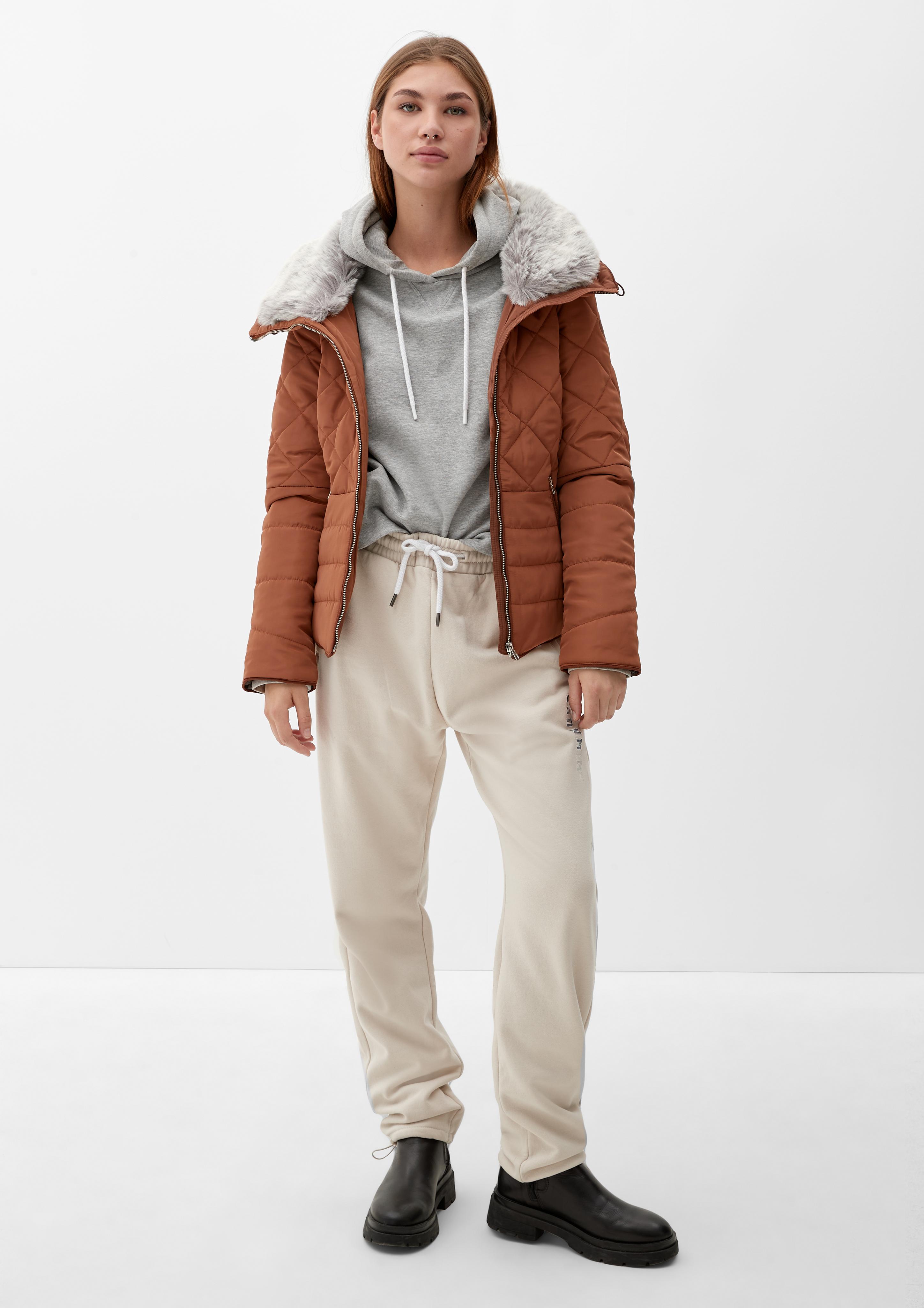 Steppjacke mit abnehmbarem Fellkragen  2115525-8707