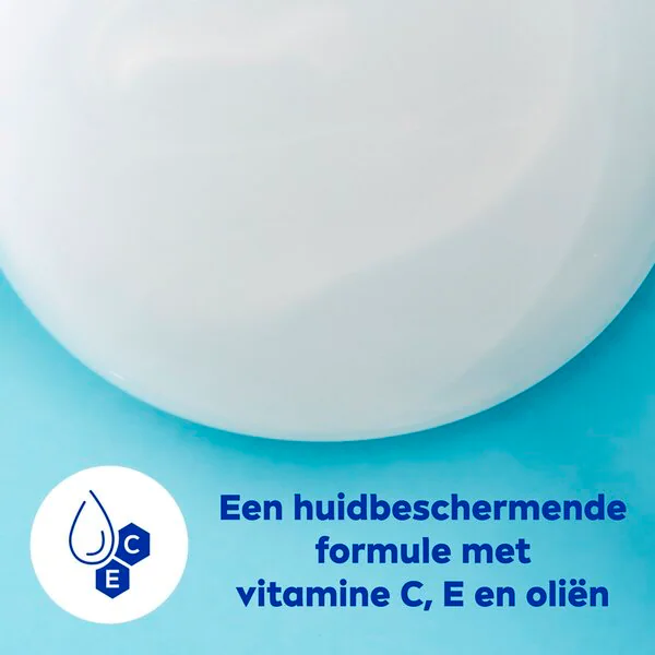 NIVEA Soft tusfürdő 250ml - Normál olaj