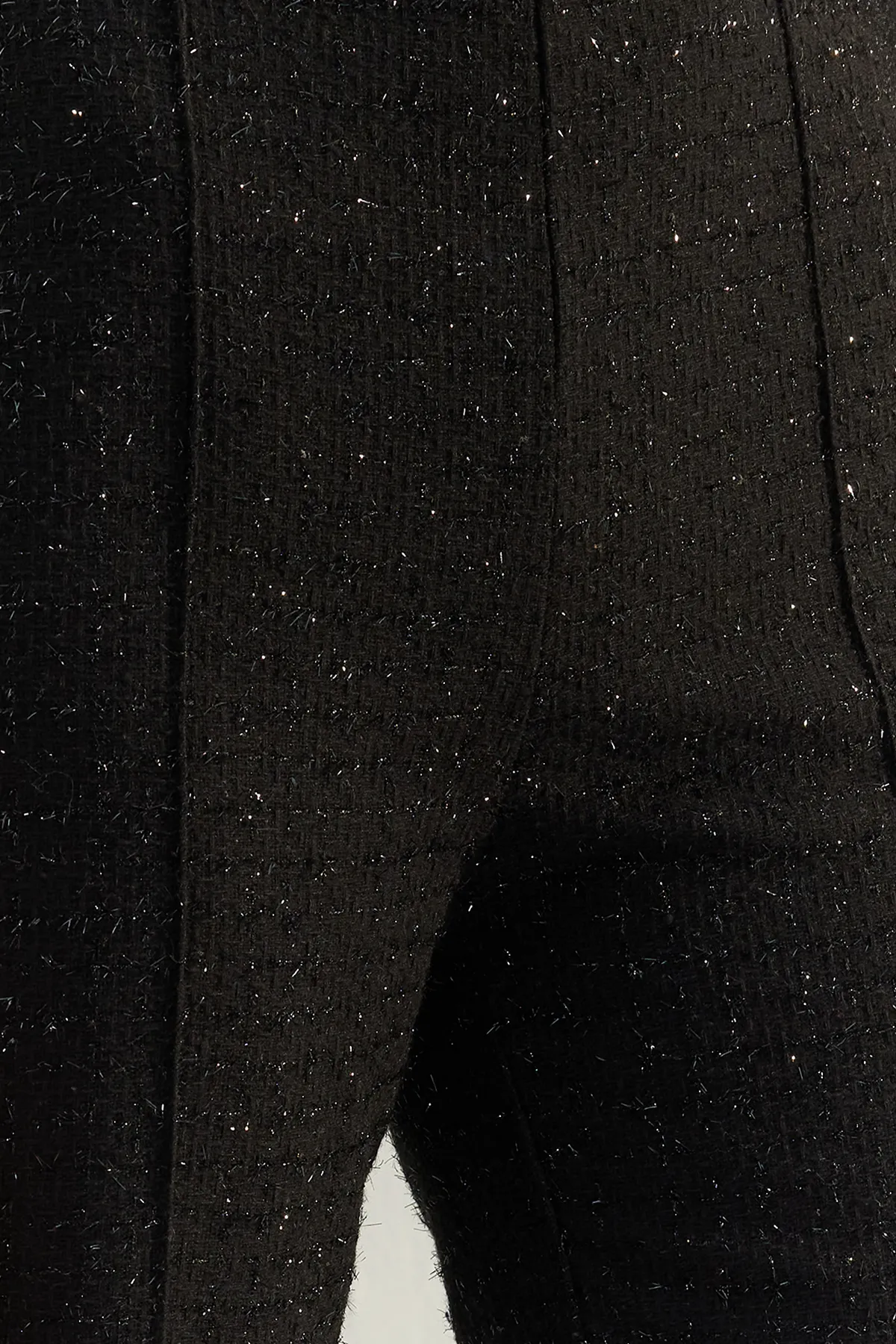 Trendyol Collection  Schwarze, gerade geschnittene, hochwertige Lurex-Hose mit Vorfachgewebe zum Aufbügeln in Schwarz TWOAW24PL00299