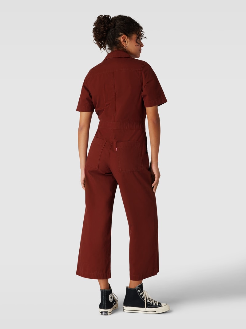 Jumpsuit mit Brusttaschen in olivgrün