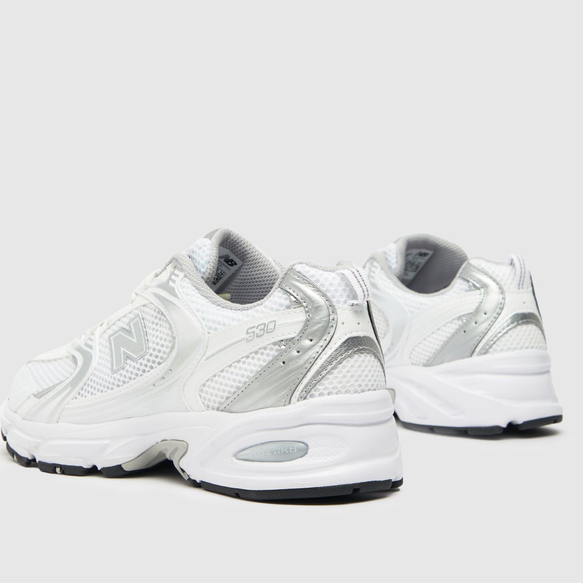 New Balance 530 – Silverfärgade träningsskor