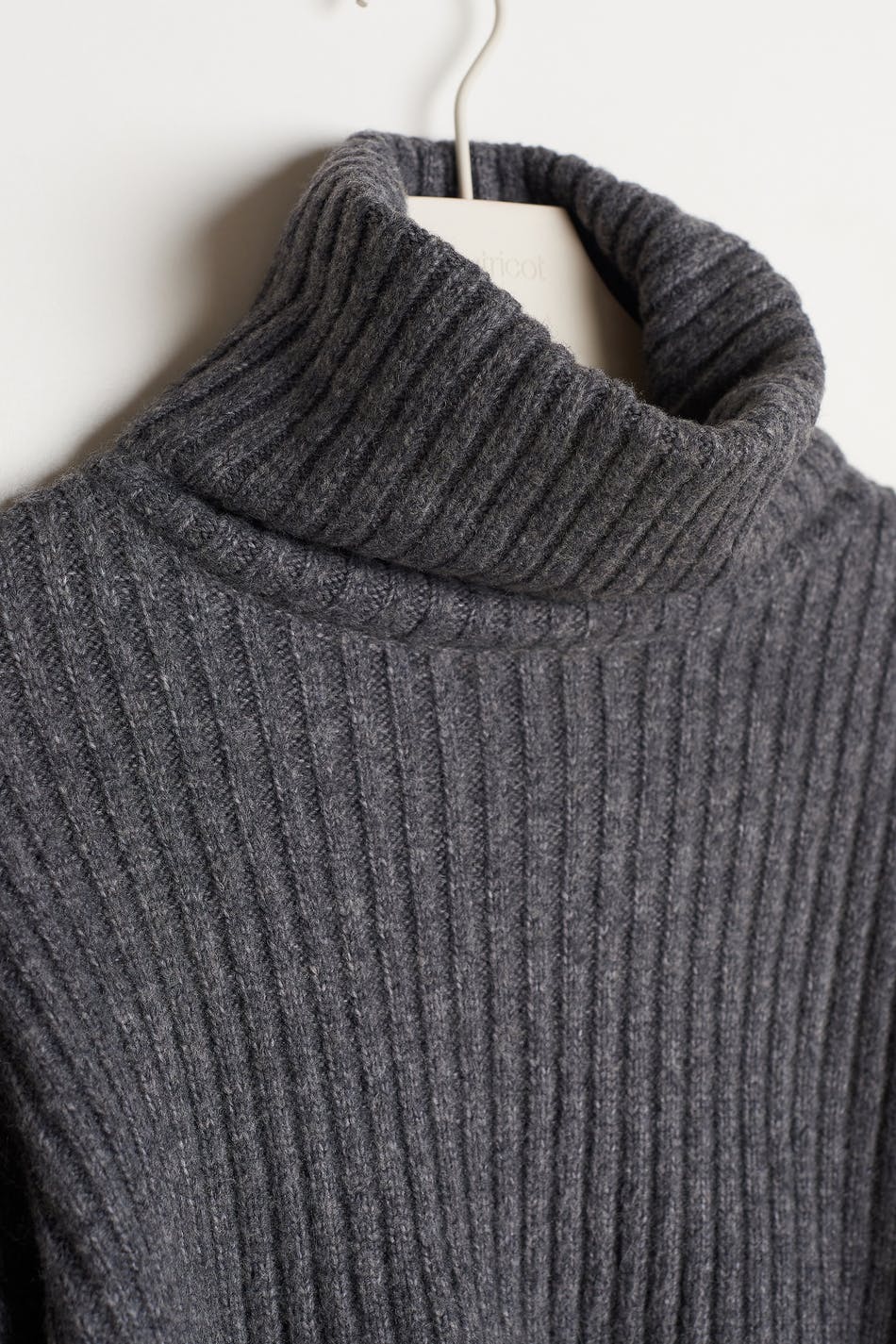 River knitted sweater