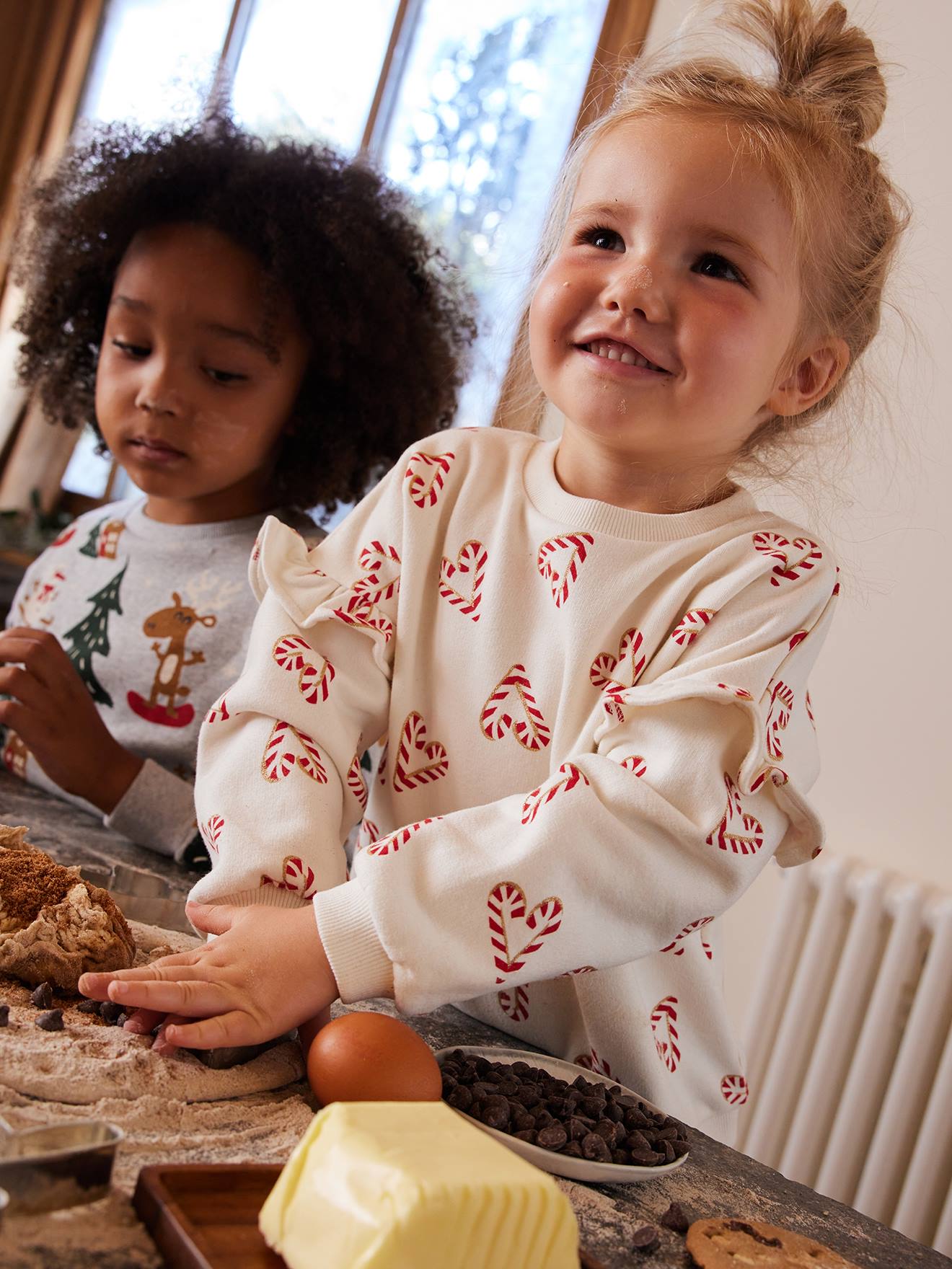 Vertbaudet Mädchen Weihnachts-Sweatshirt mit Volantärmeln - wollweiß