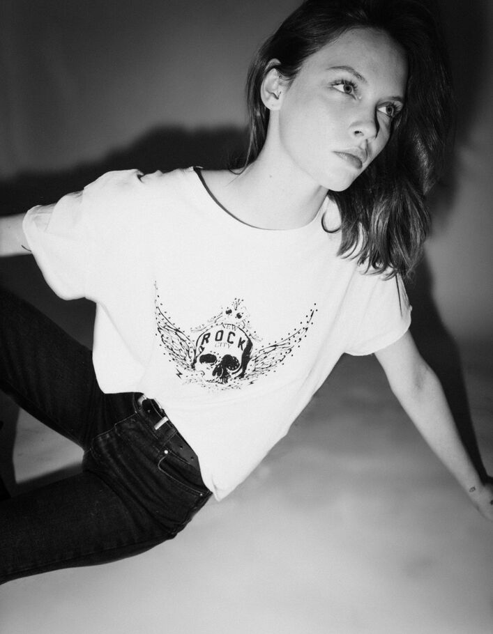 Tee-shirt blanc cassé visuel tête de mort ailée Femme