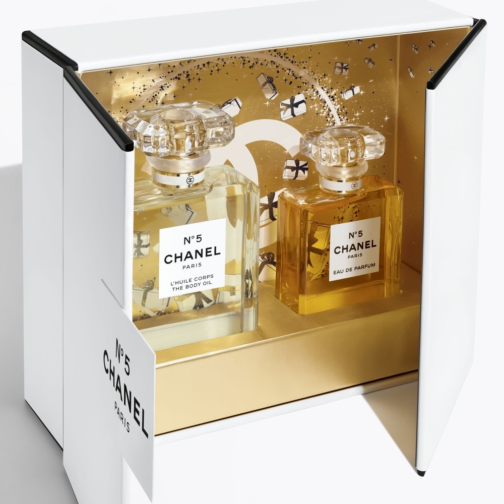 CHANEL N°5 Coffret avec Eau De Parfum 50ml et Huile pour Le Corps Vaporisateur 100ml