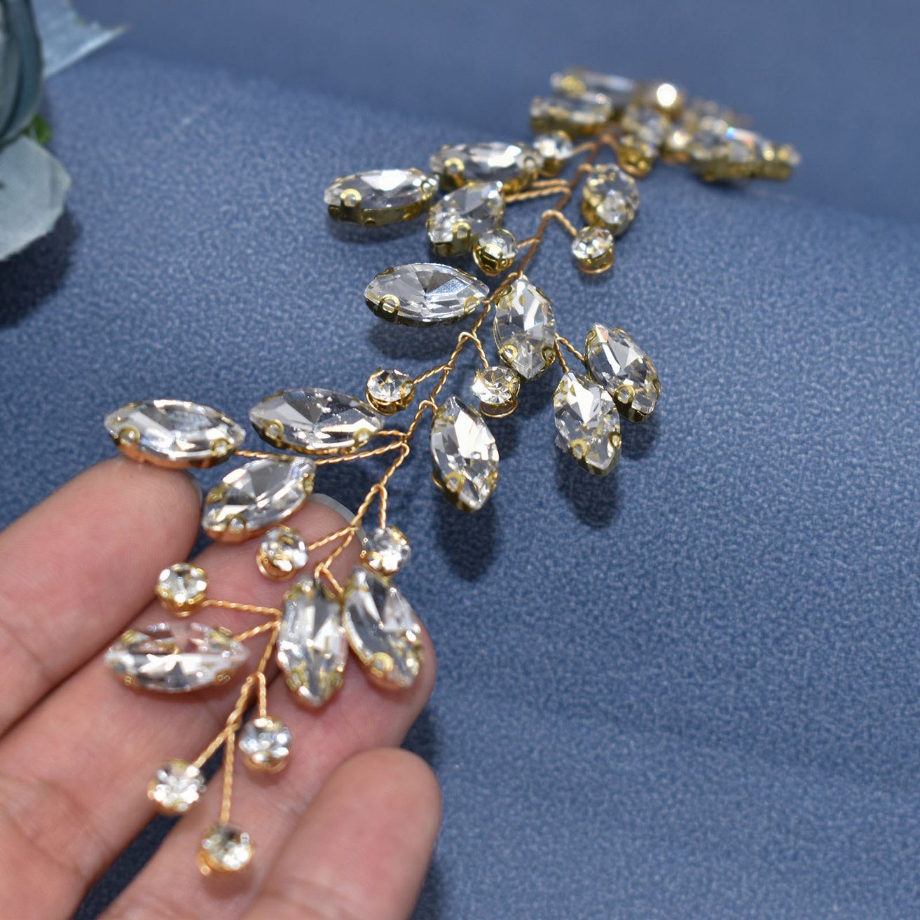 HOHEA H Haarband Kristall-Stirnband, Hochzeits-Haarschmuck, Braut-Haarschmuck, 1-tlg., Goldfarbener Haarschmuck für elegante Haaraccessoires für Damen, Haarschmuck aus goldenen Kristall-Haarranken, Blumen und Blättern