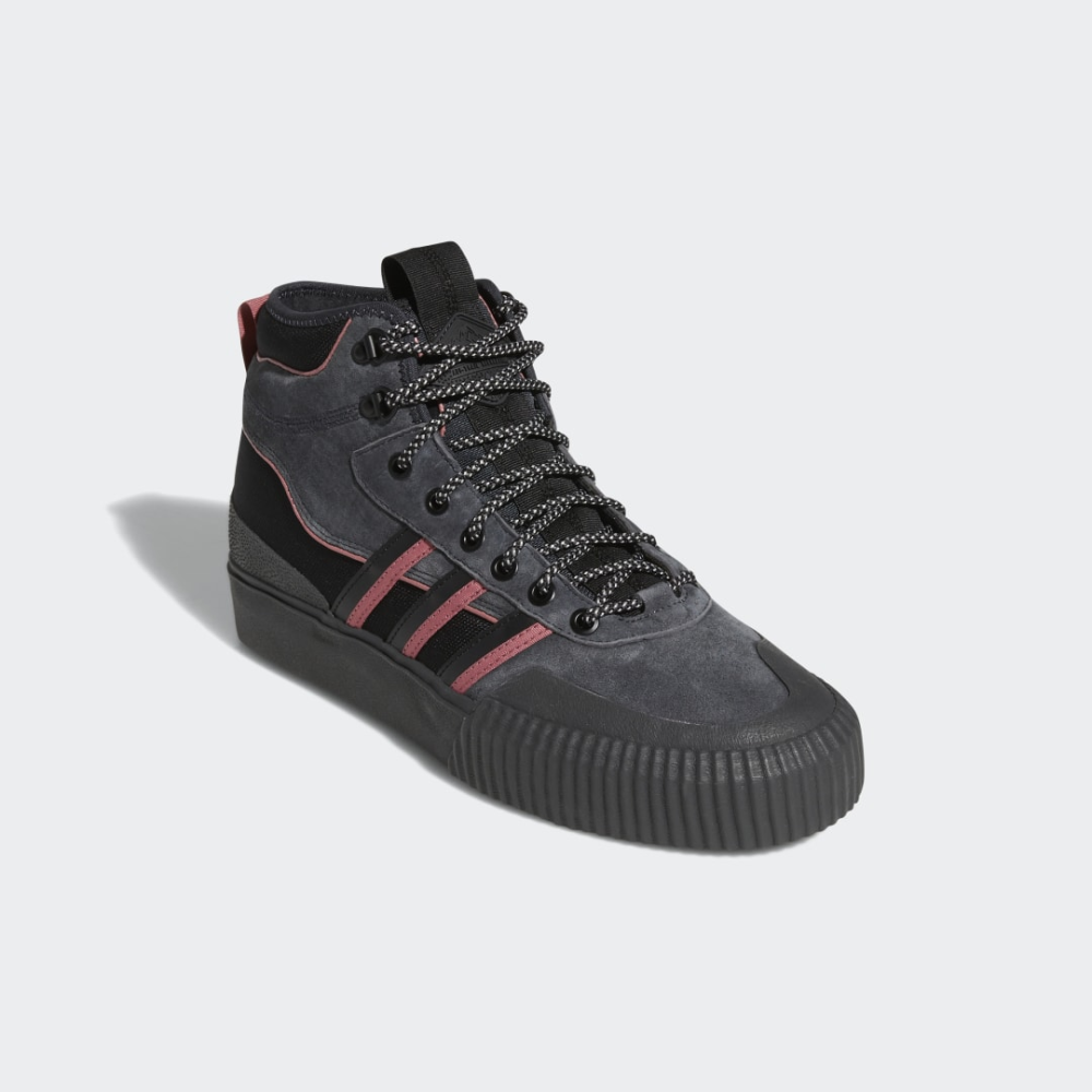 adidas Akando ATR GX2066 / schwarz