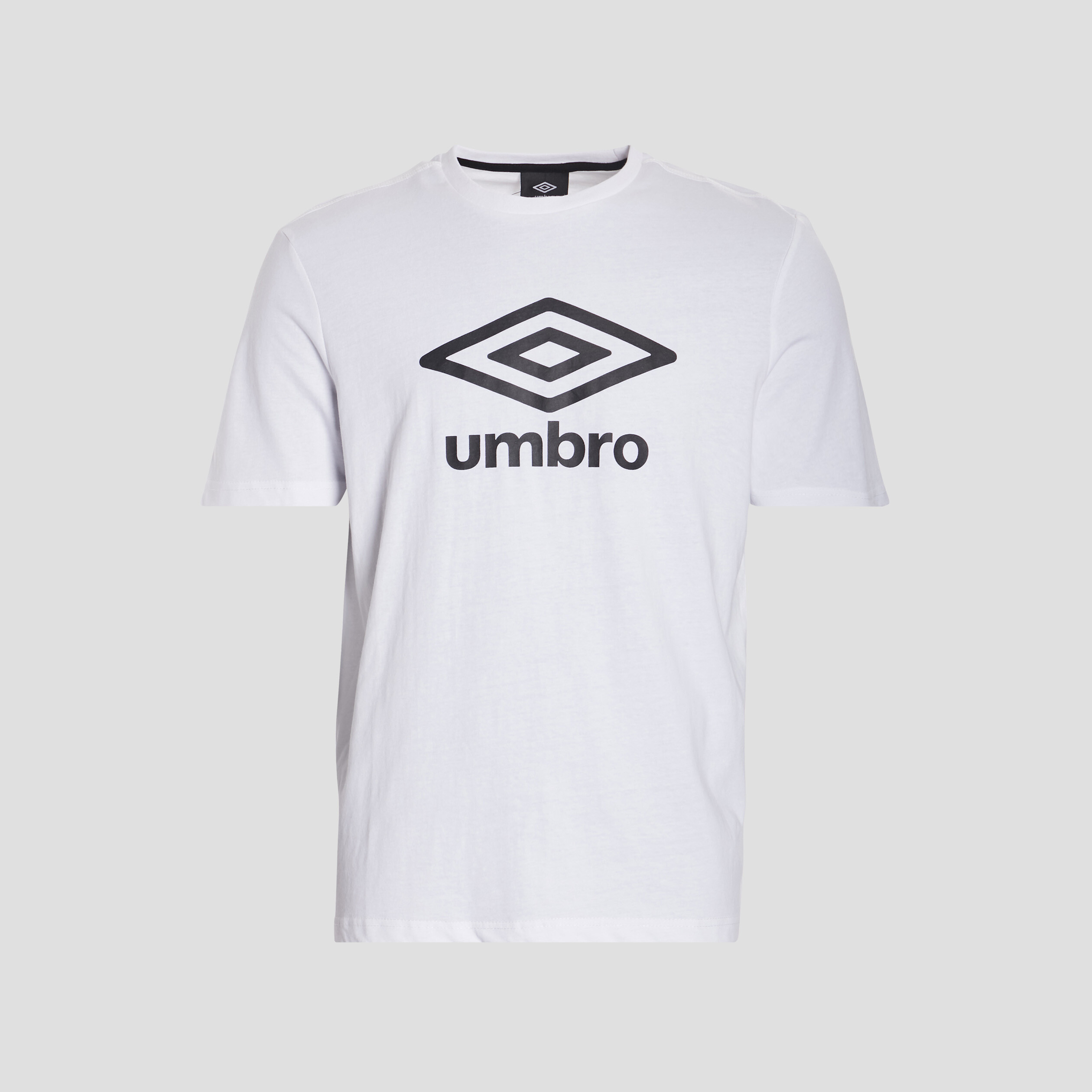 T-shirt manches courtes Umbro blanc homme | La Halle