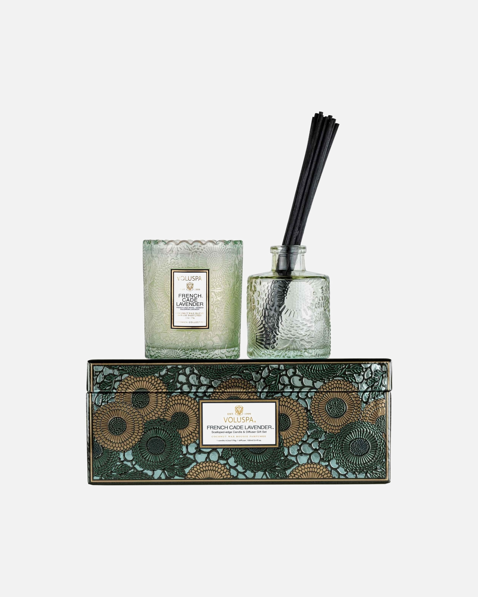 Lumânare VOLUSPA French Cade Lavender Scalloped + Difuzor cu Bețișoare