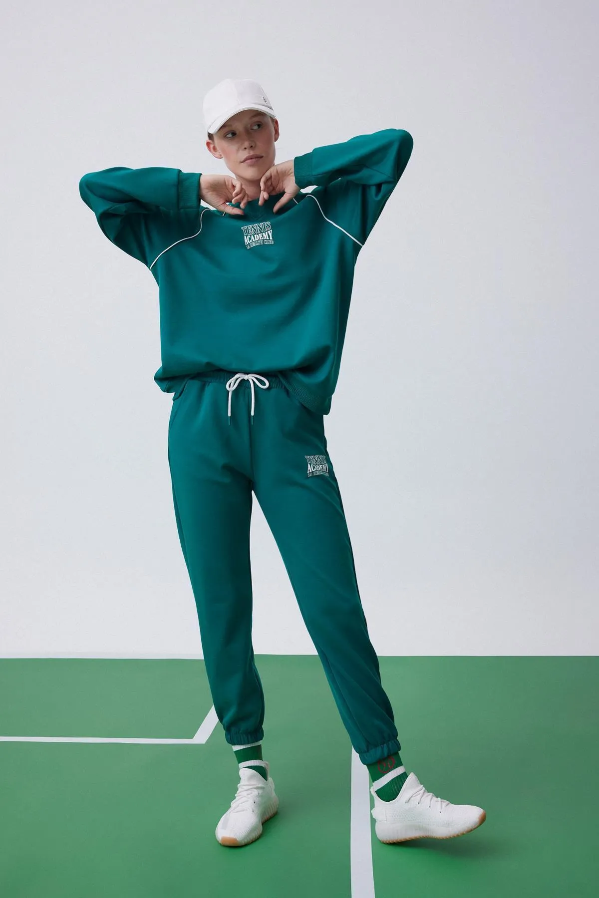 DeFacto  Passform: Standard-Fit-Jogger-Hose aus knöchellangem Skuba-Tauchstoff