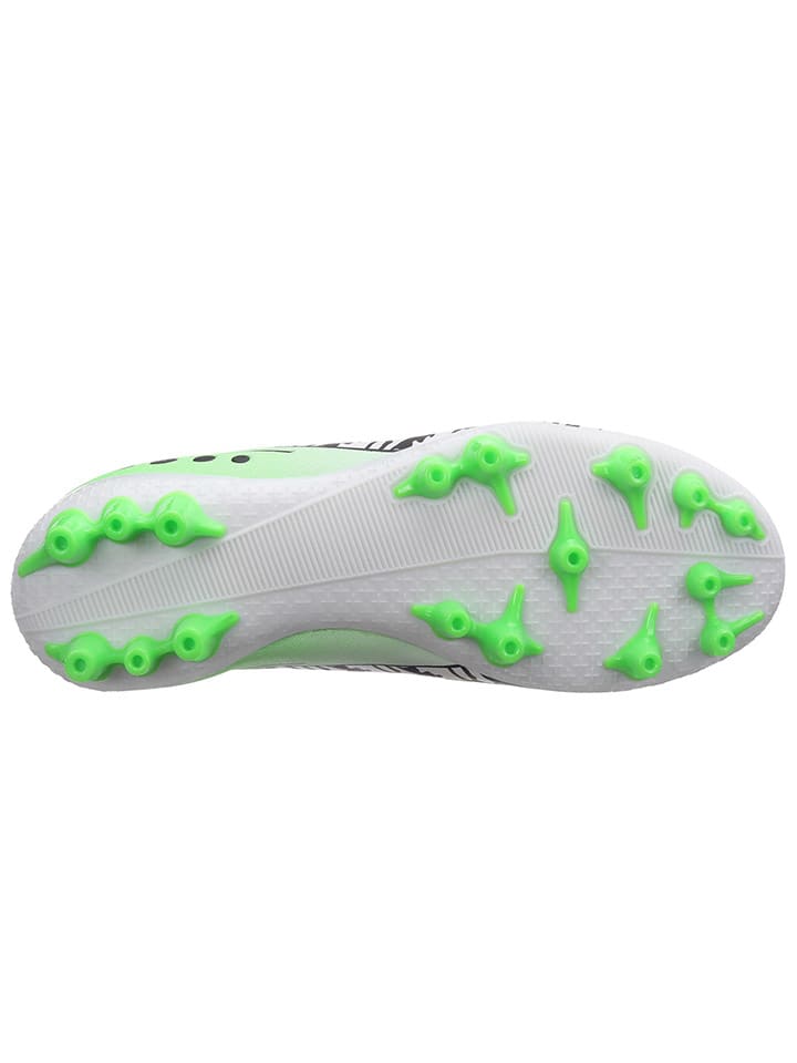Jako Natur- und Kunstrasen-Fußballschuhe 