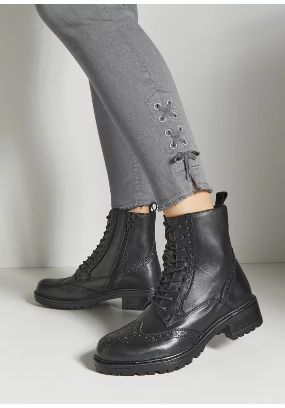 Schnürboots