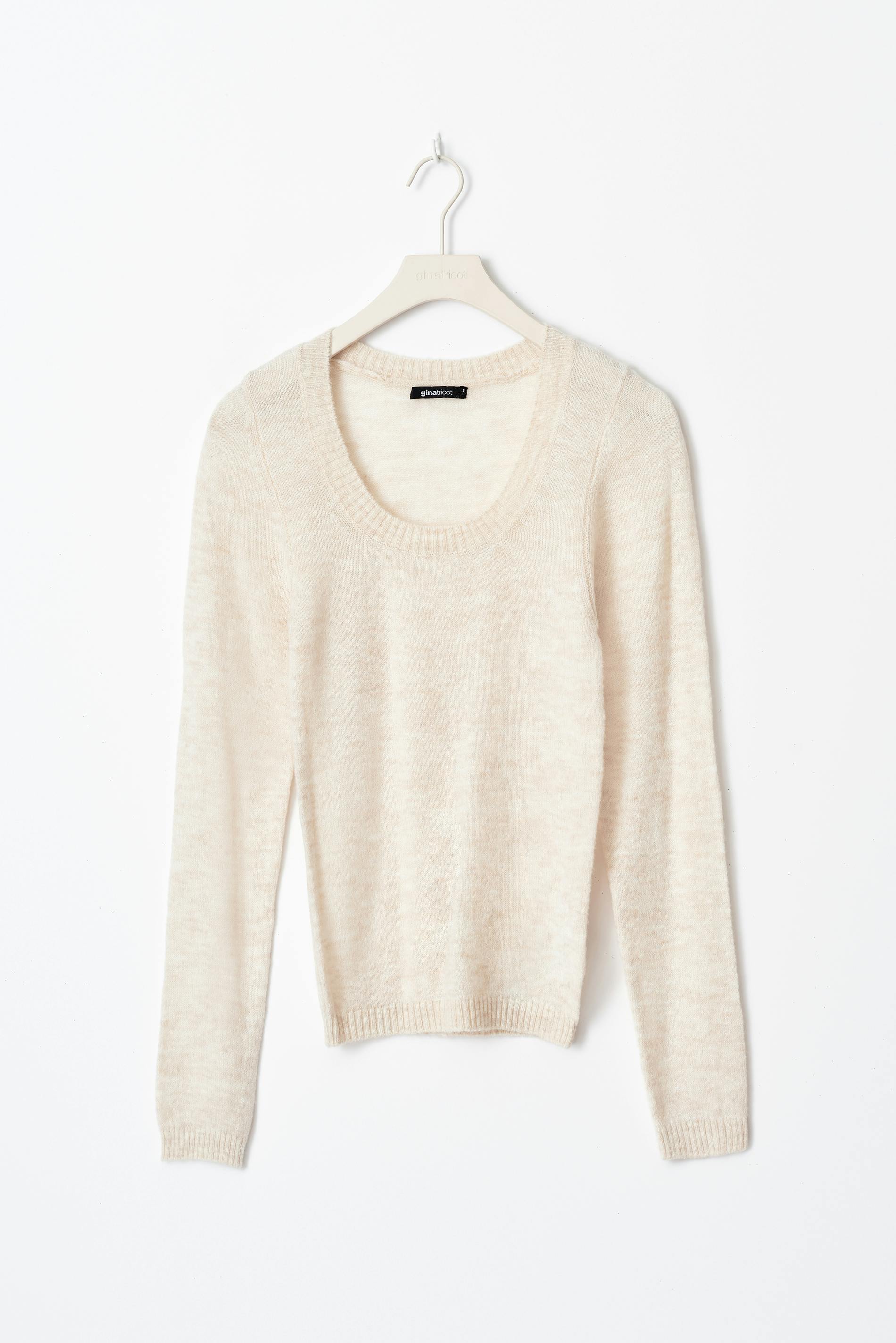 Knitted top