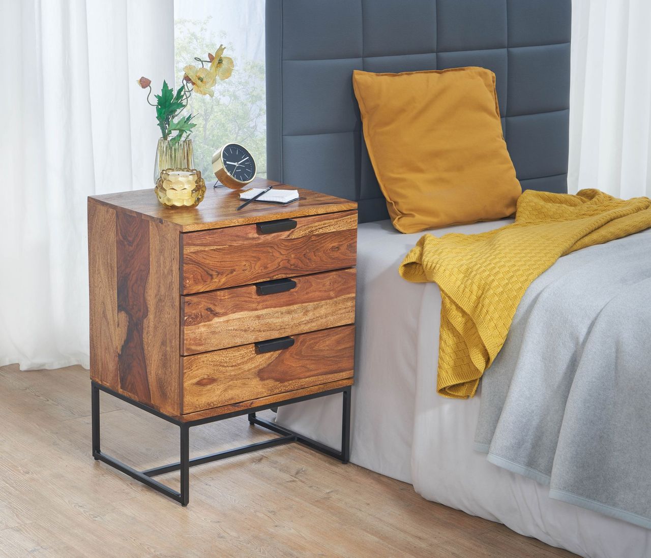 Skyport WOHNLING Nachttisch Boxspringbett Massivholz 50x40x65 cm Nachtkommode Schubladen