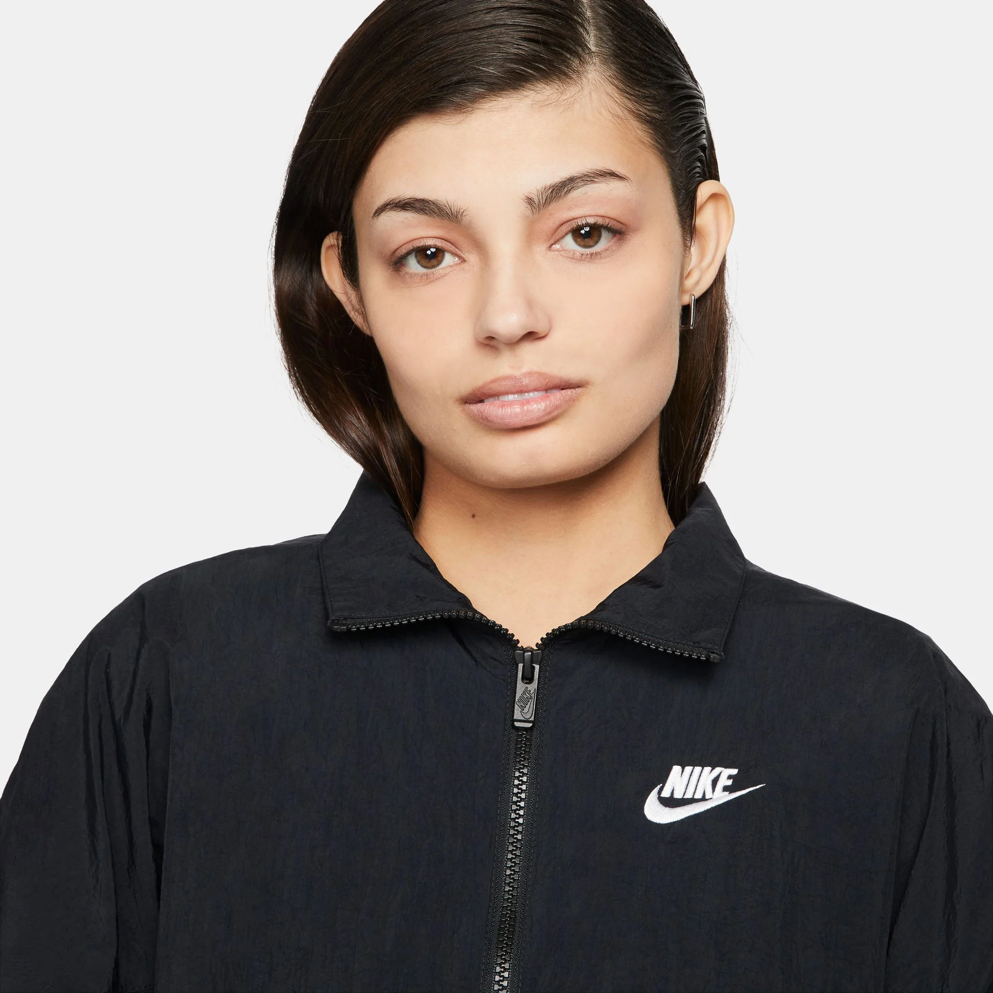 Sportswear Essential WR Woven Trainingsjacke Damen - Schwarz