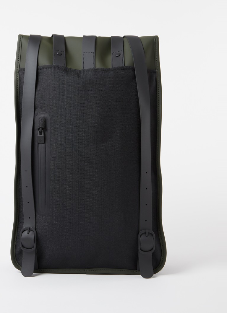 Rucsac impermeabil cu compartiment pentru laptop de 15 inch și strat hidrofug.