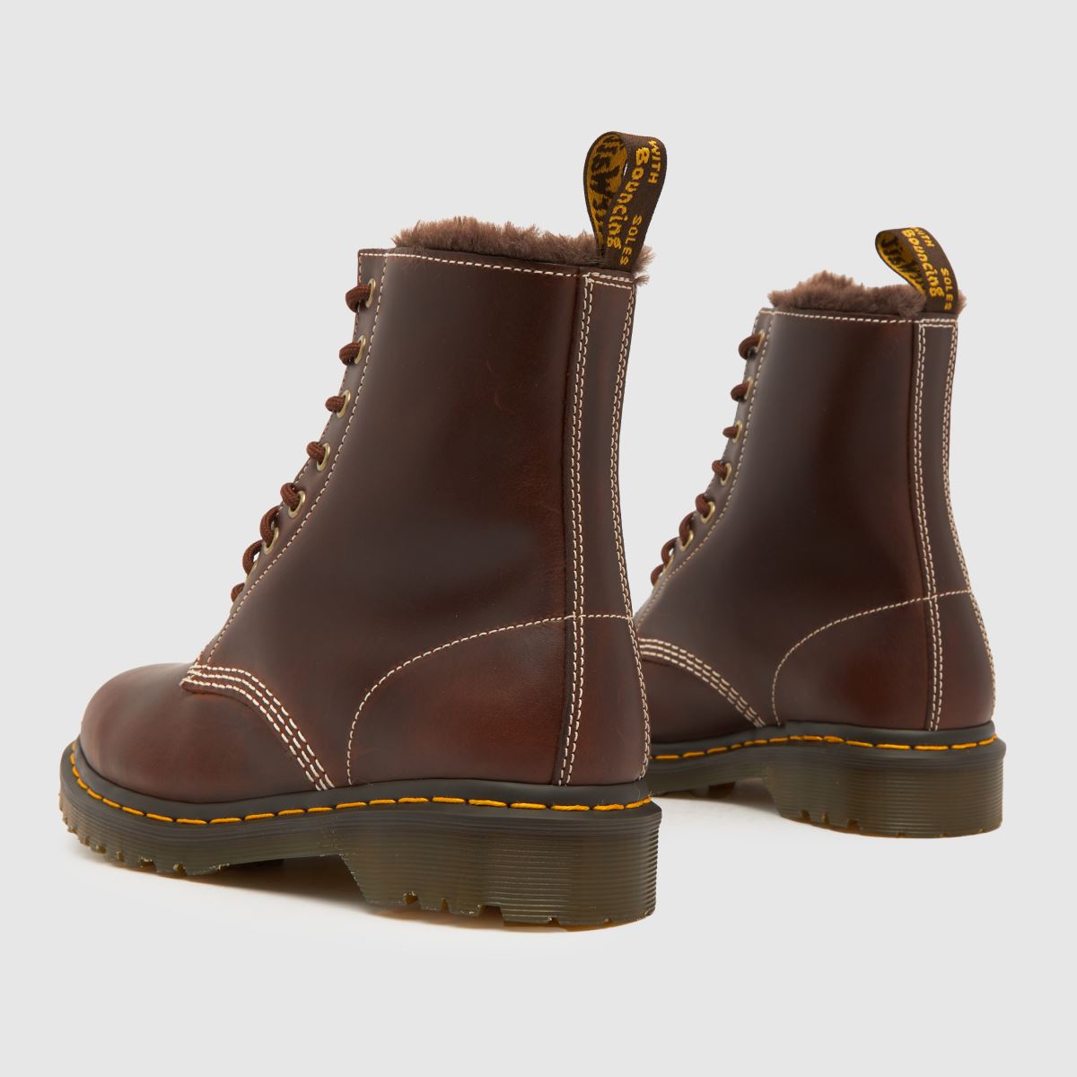 Dr Martens 1460 Serena – Bruna stövlar med pälsfoder