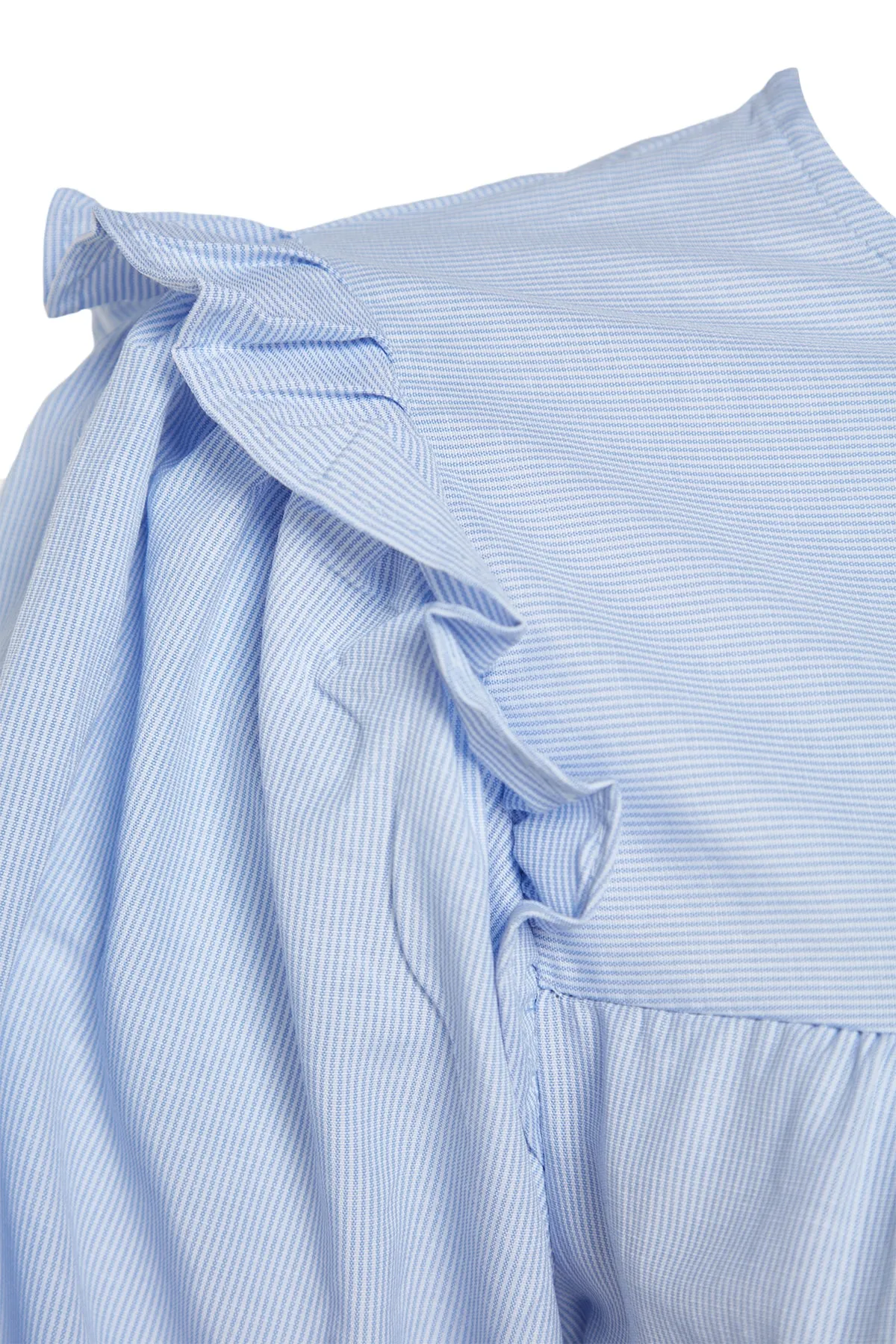Trendyol Modest  Blaues, gestreiftes, gewebtes Kleid mit Rüschen an den Schultern und Manschetten TCTSS23EB00019