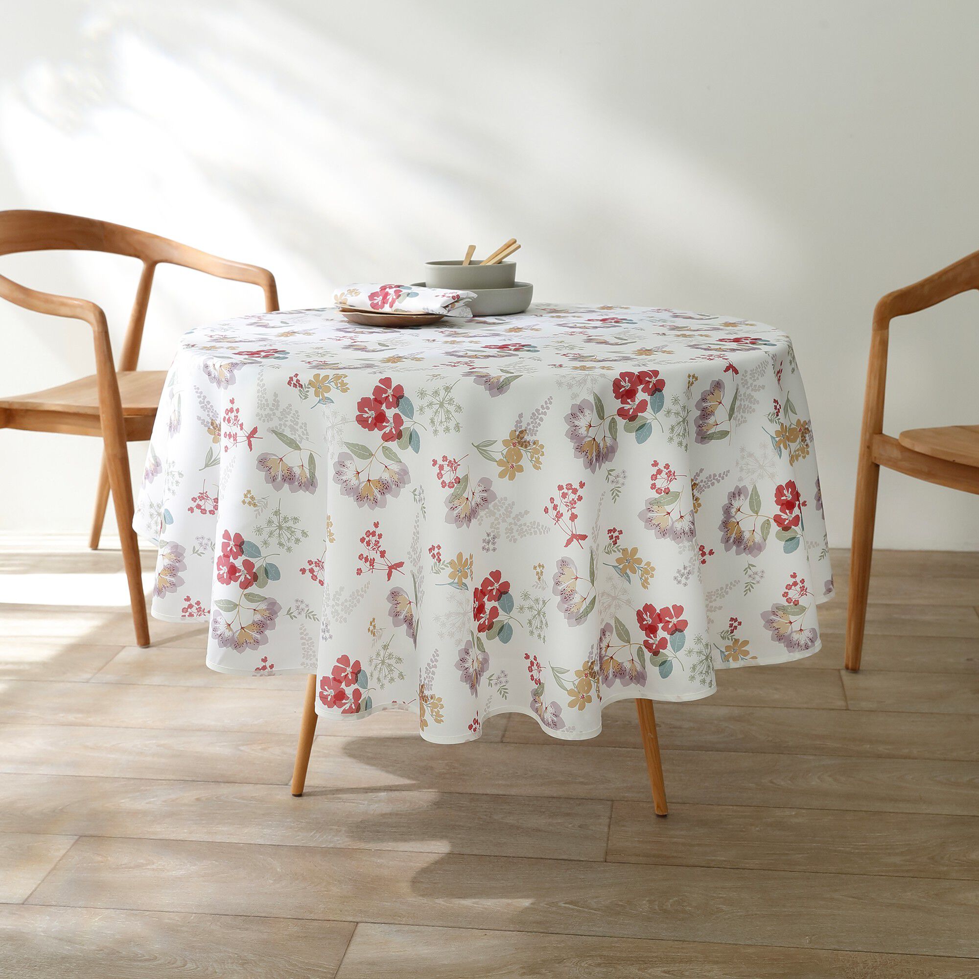 Nappe anti-taches motif floral