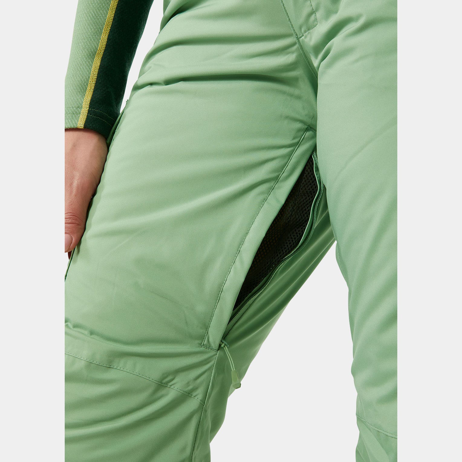Women’s Switch Cargo Insulated Ski Pants