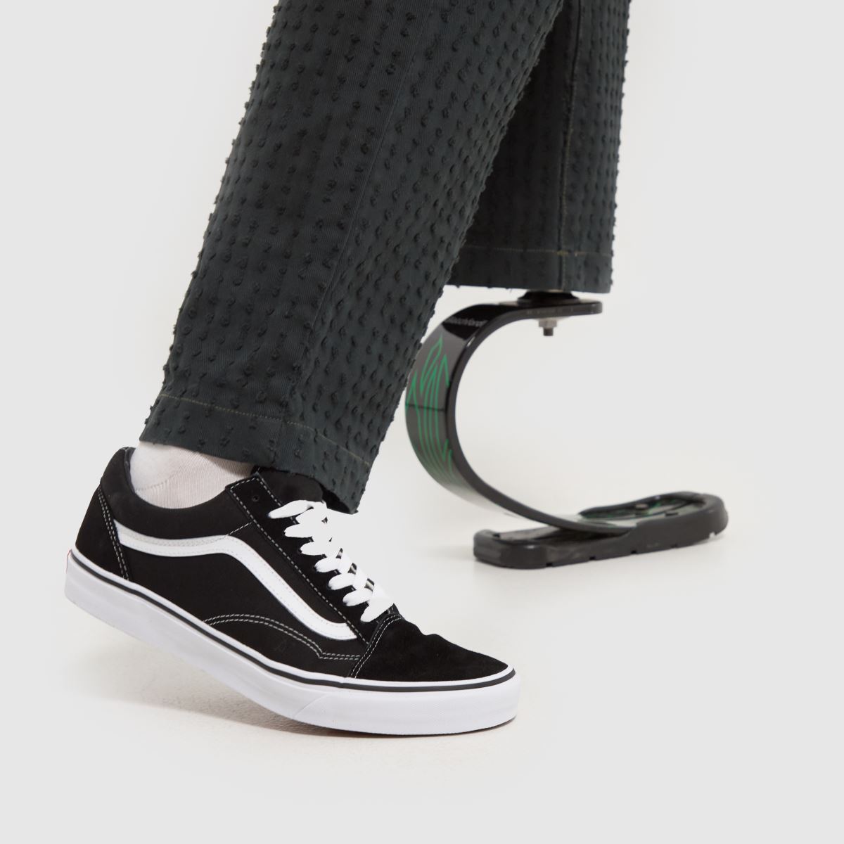 Tenisky Vans Old Skool v černé a bílé barvě
