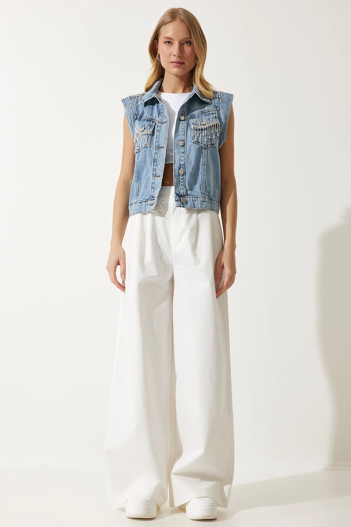 Happiness İstanbul  Blaue stilvolle Ketten-Jeansweste für Damen RV00180