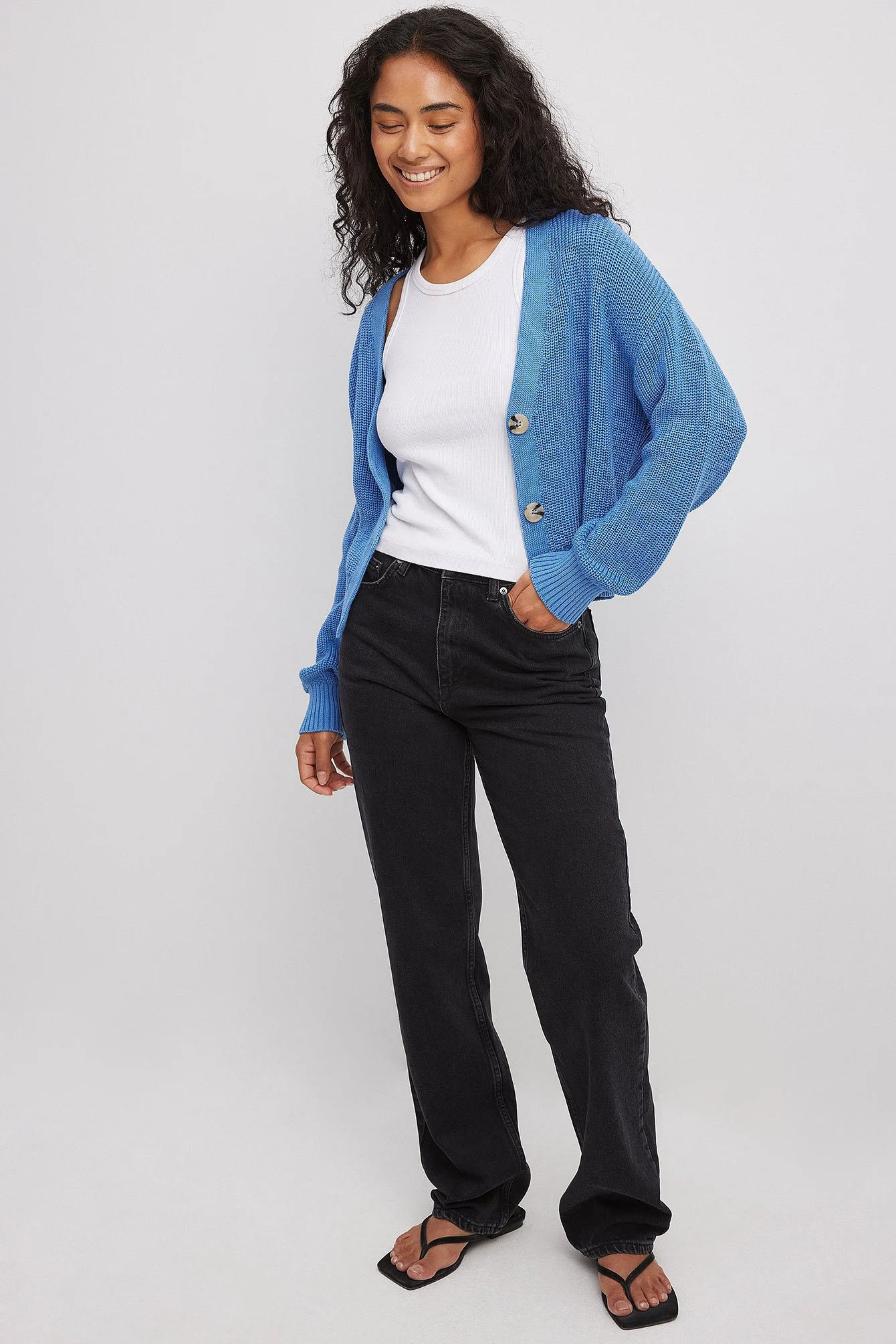 Kurze Strickjacke