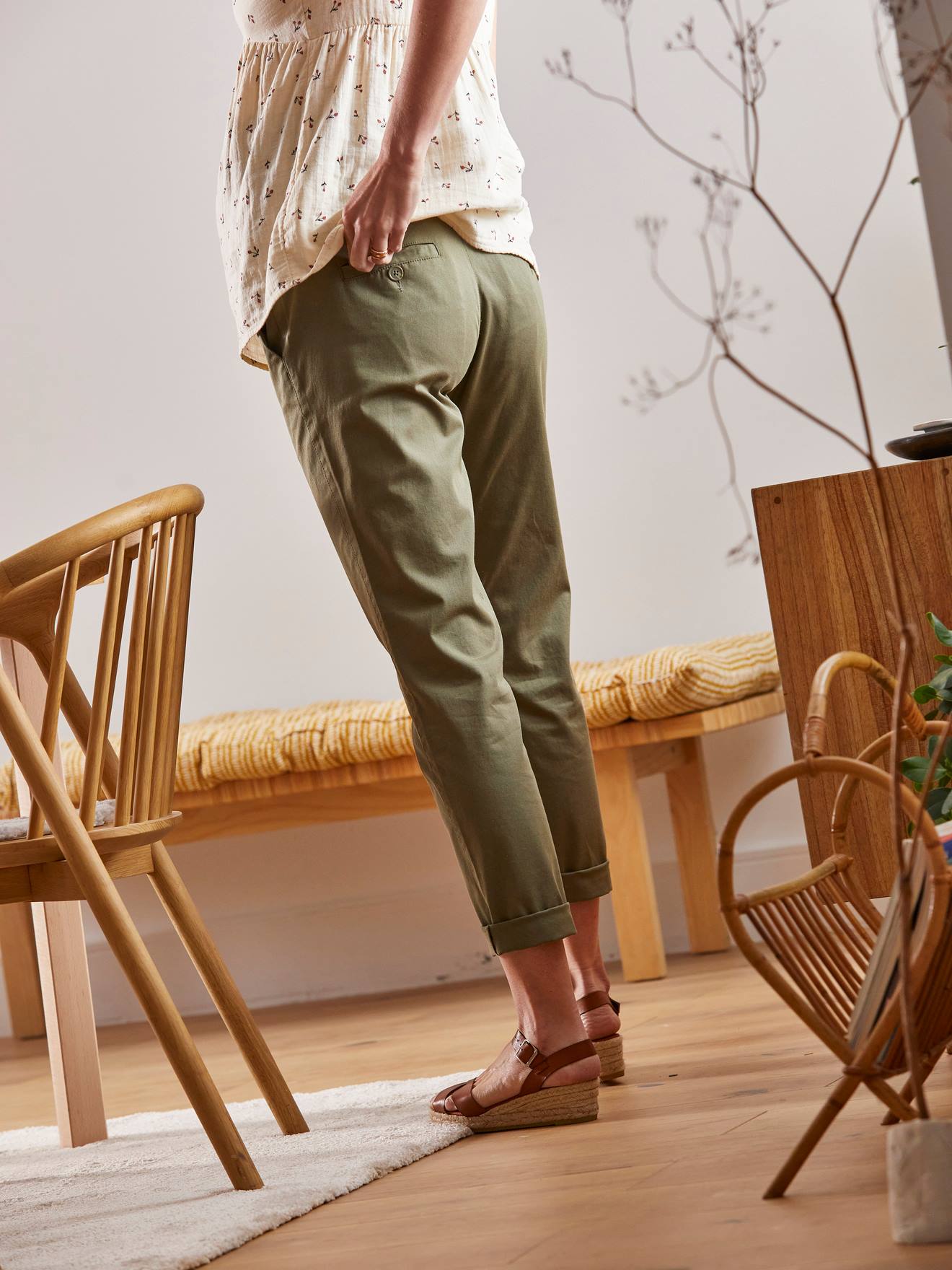 Pantalon chino de grossesse en coton stretch kaki