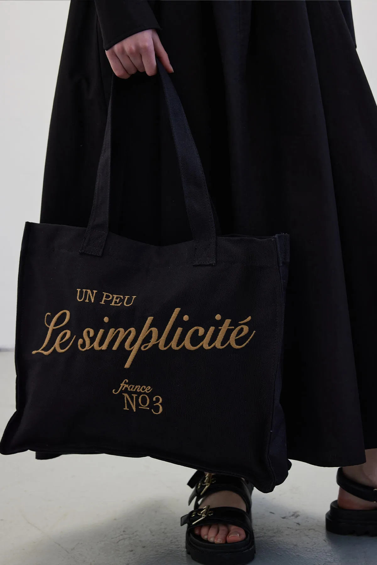 Manuka  Bestickte Shoper-Canvas-Tasche Schwarz