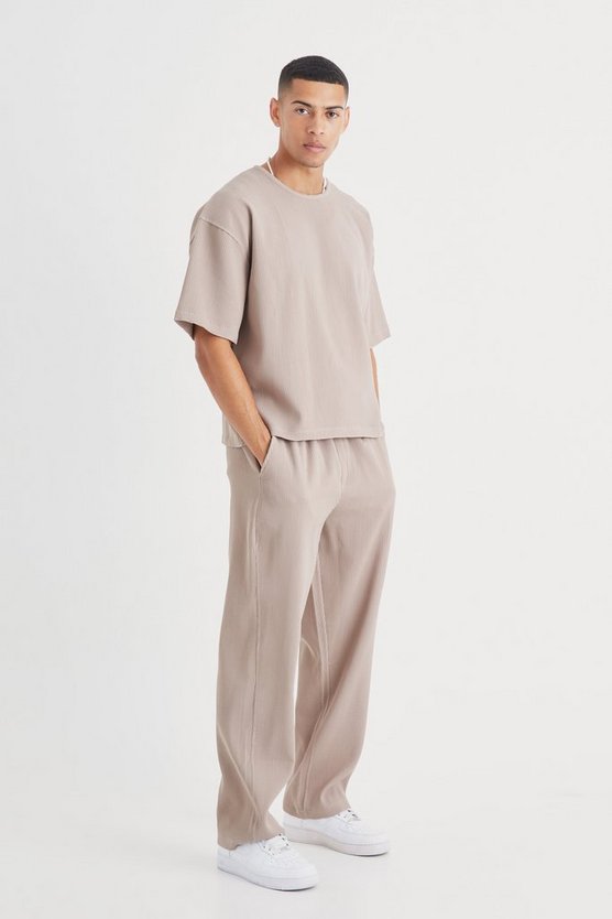 Kastiges Oversize T-Shirt & Hose