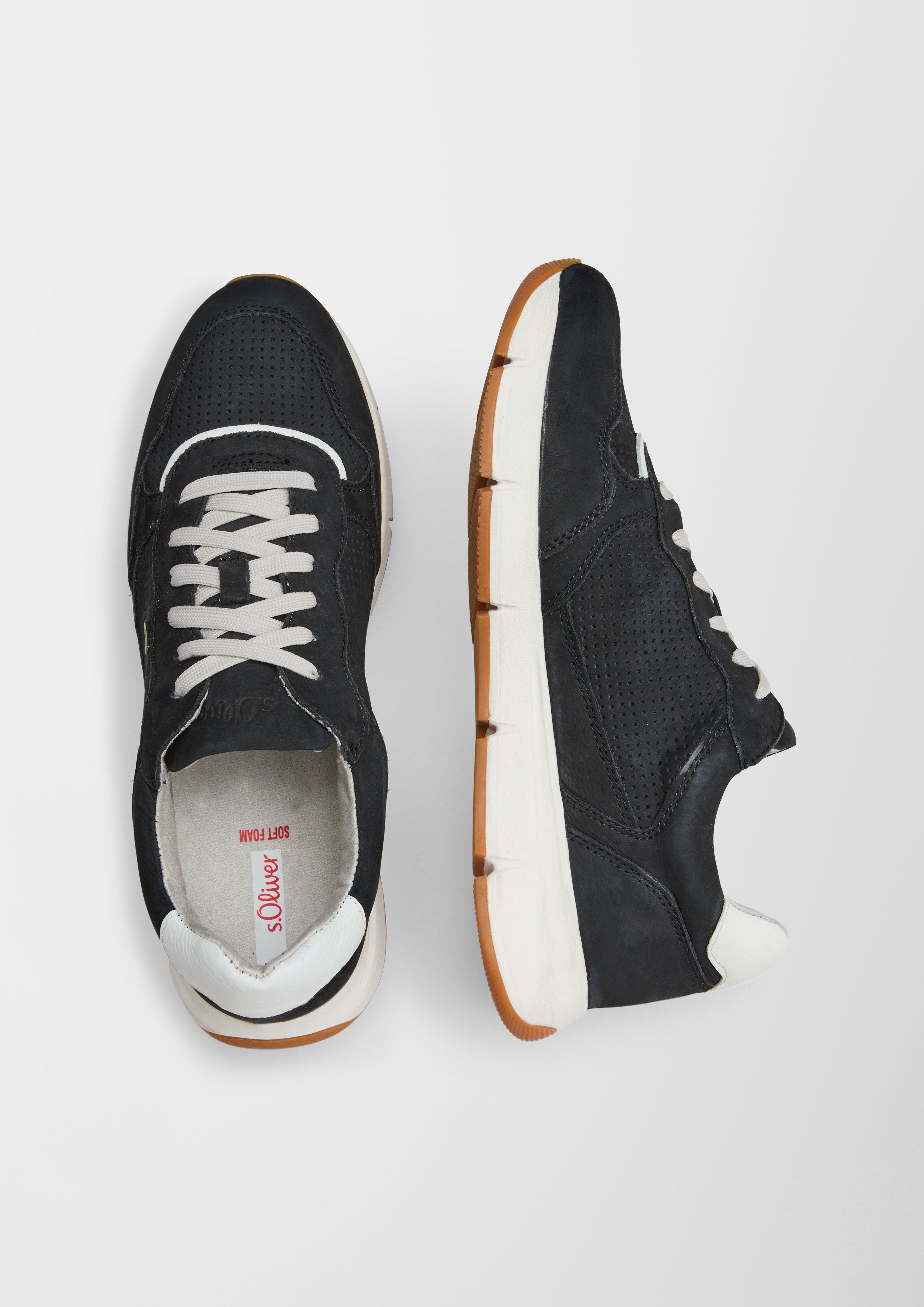 Perforierte Ledersneaker  6007683-827