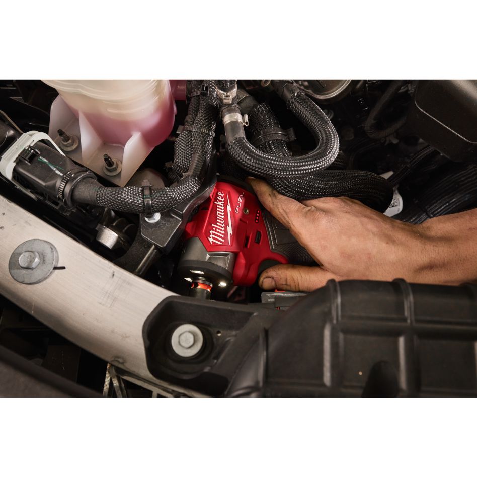 Klucz udarowy akumulatorowy Milwaukee 4933498969 M12 FUEL Subcompact z pierścieniem ciernym, bez akumulatora i ładowarki