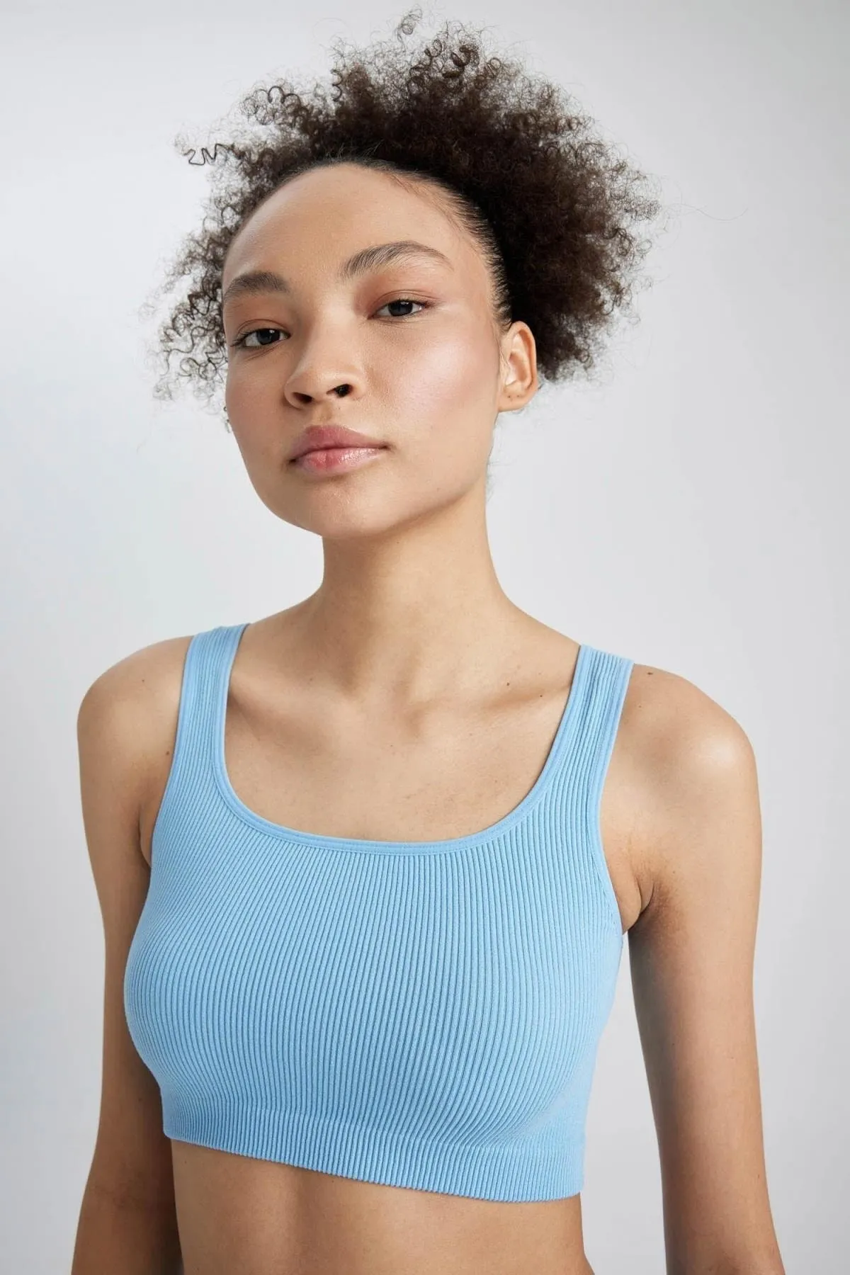 DeFacto  Fit Crop Top Rundhals Sport Bralet Athlete A7324ax23hs