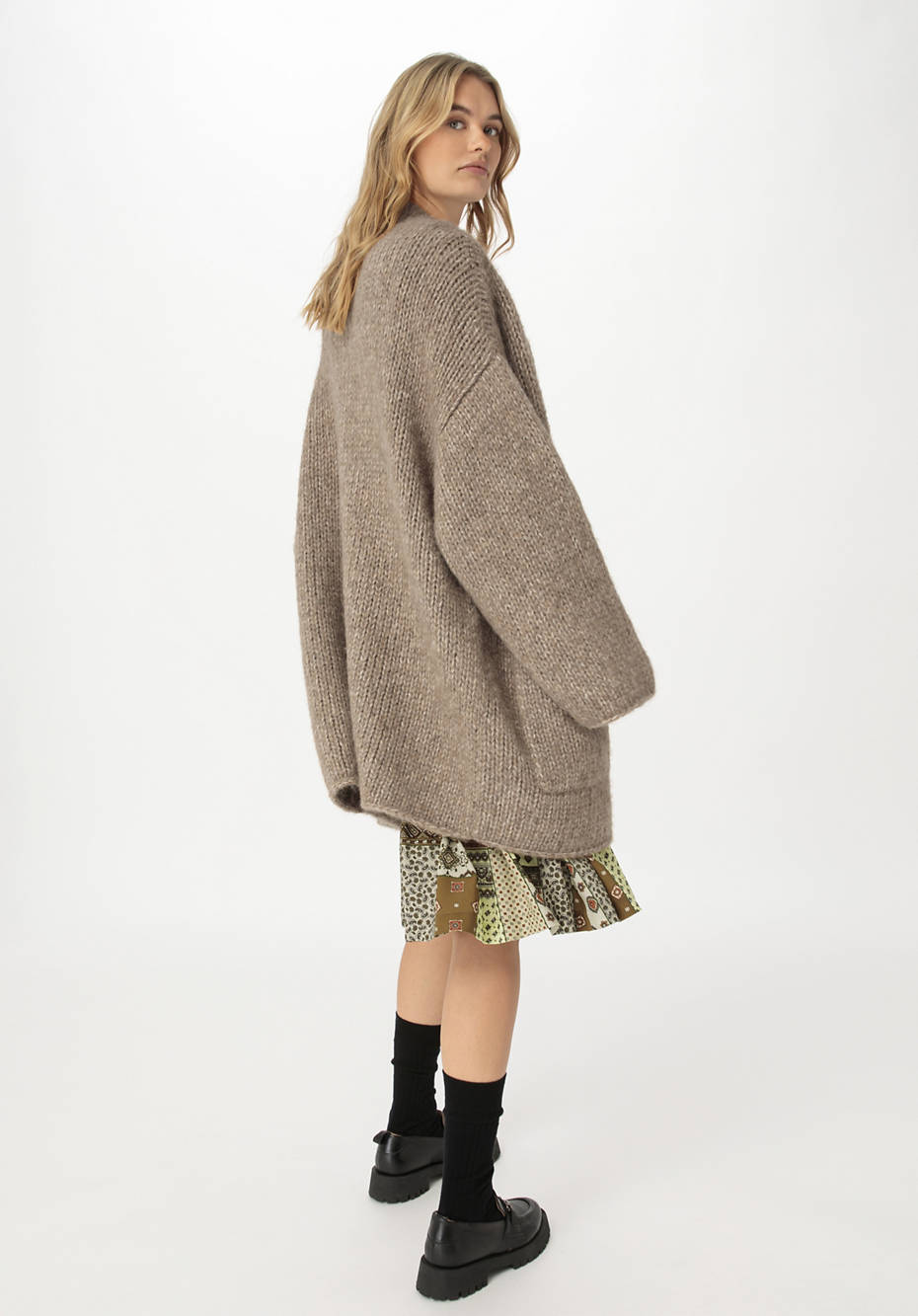 WUNDERKIND X HESSNATUR Strickjacke aus Alpaka mit Bio-Baumwolle