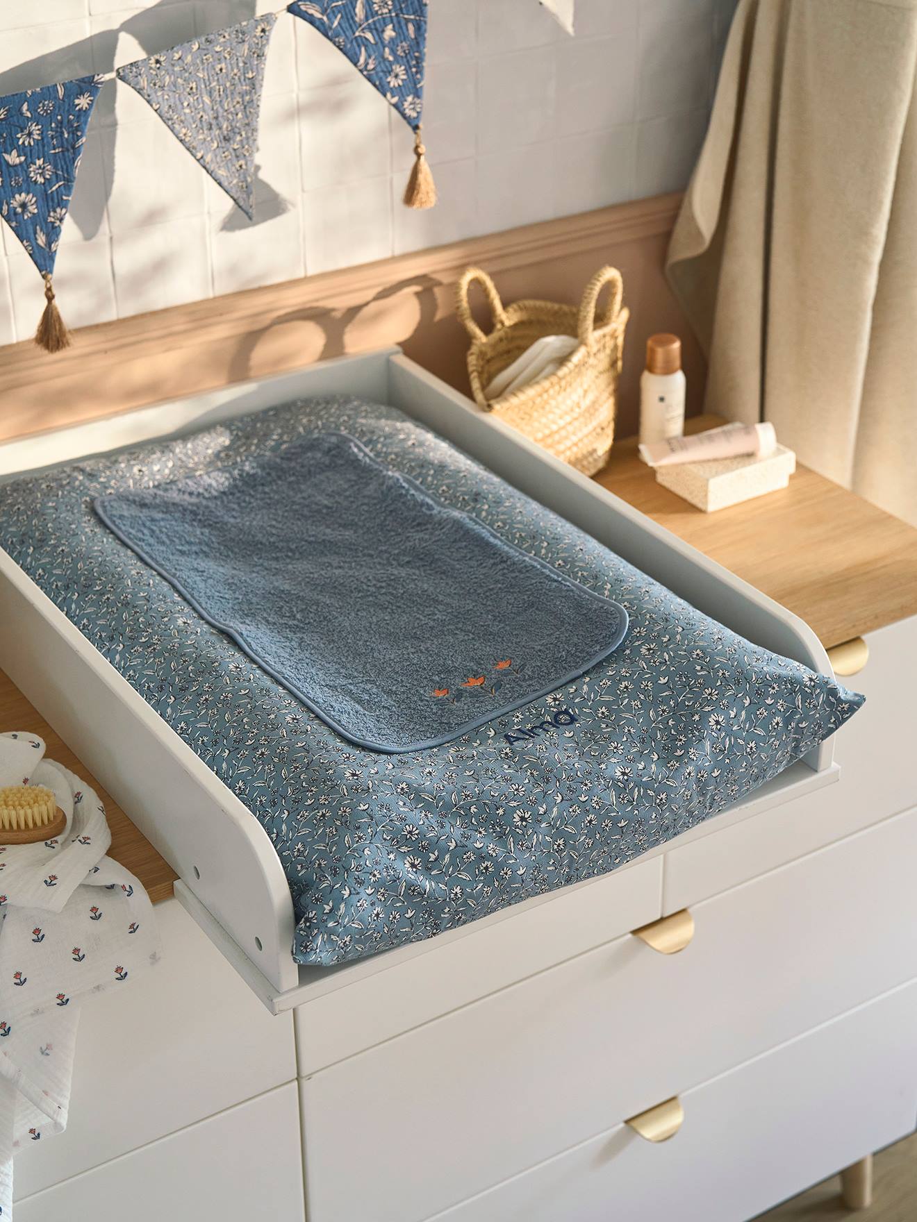 Vertbaudet Baby Wickelauflagen-Set INDIEN BLUME, personalisierbar - blau bedruckt