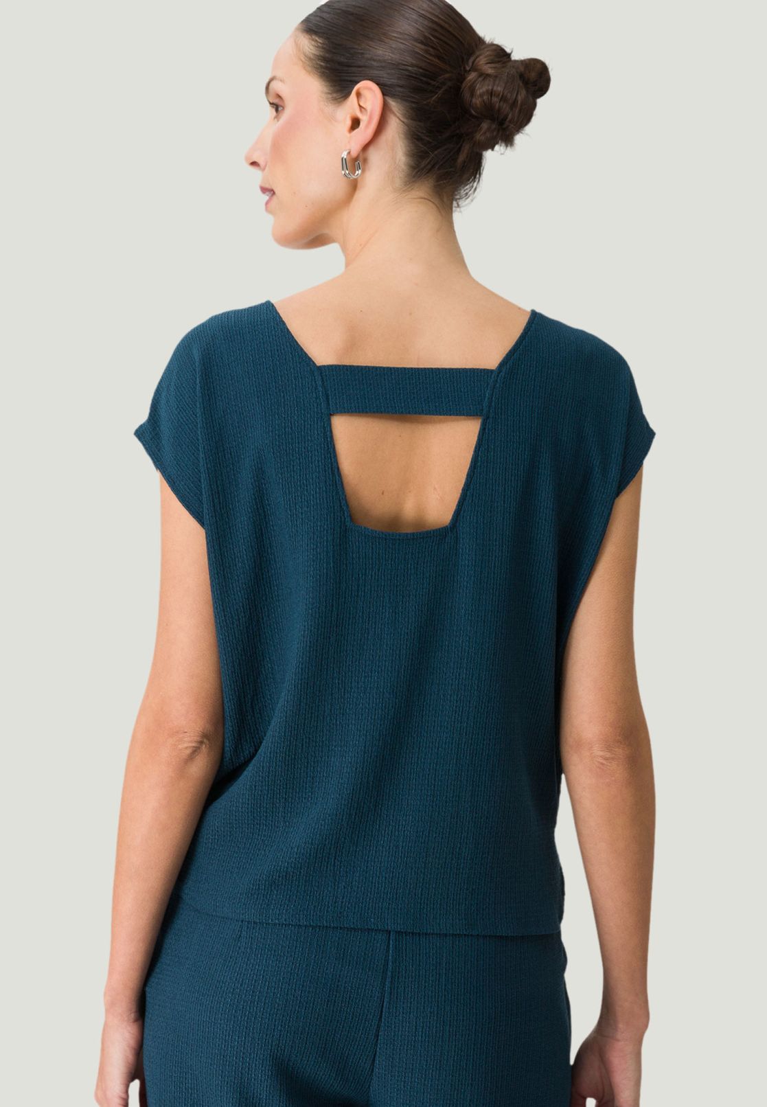 Blusenshirt mit Rückenausschnitt