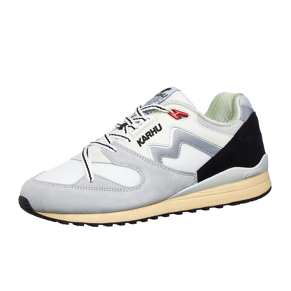 Karhu Synchron Classic F802669 / blau