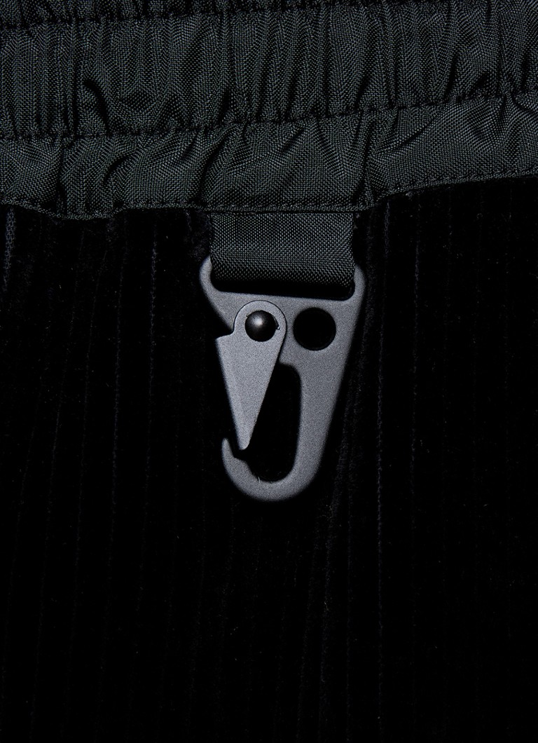 Pantaloni cargo Moncler Slim Fit cu logo brodat