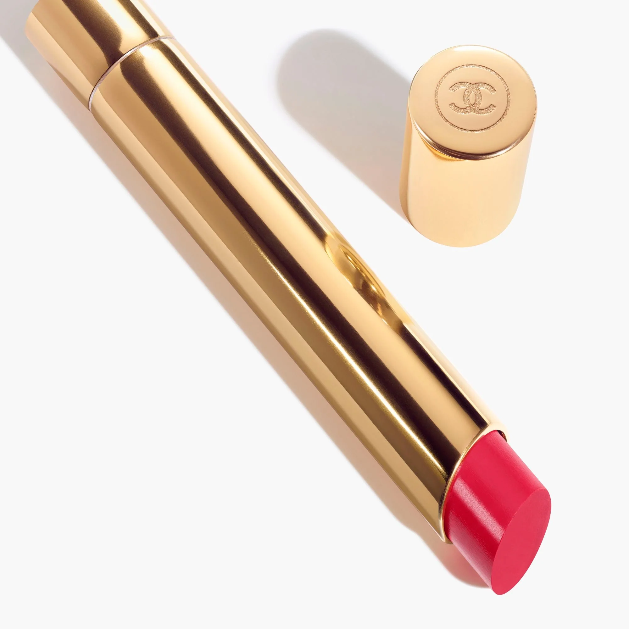 ROUGE ALLURE L'EXTRAIT - REUMPLERE - RUJ DE INTENSITATE ÎNALTĂ CU EXTRACT UȘOR ȘI TRATAMENT