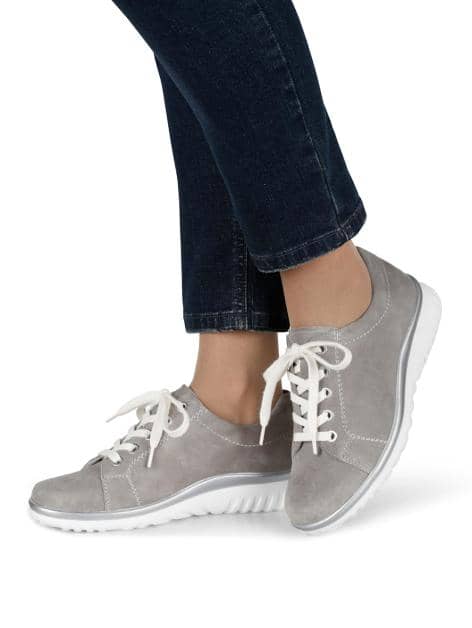 Schnürschuh